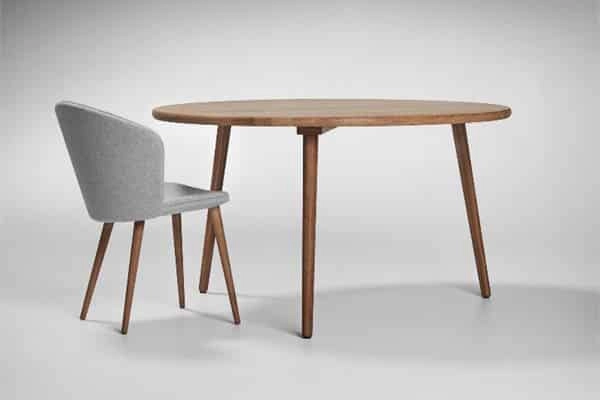Miss Holly upholstered chair & round table – Stolab