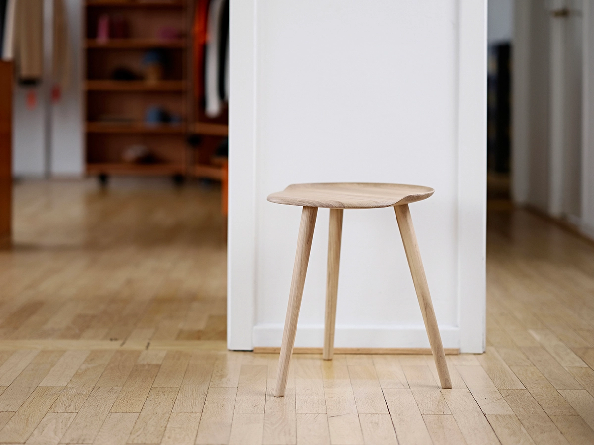 Åkande furniture series by Jonas Lyndby Jensen showcasing water lily inspired Danish design for House of Finn Juhl