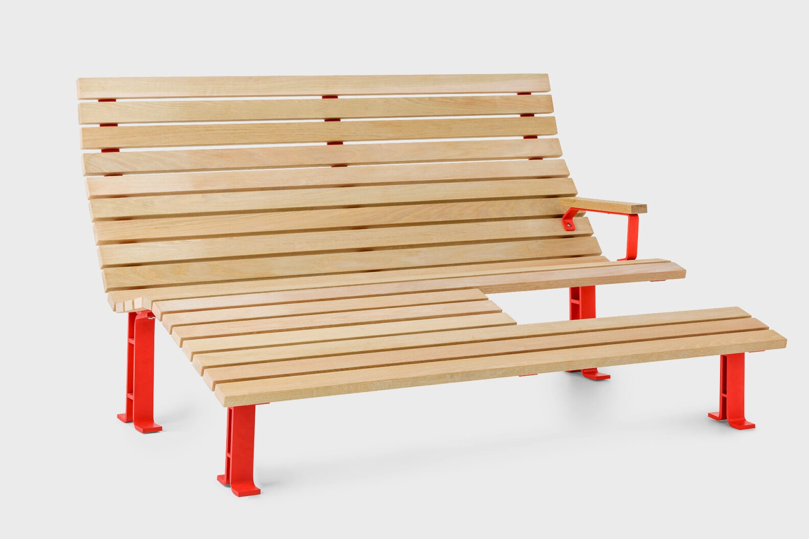 Sustainable Svanen-certified Kajen sofa by Nola showcased at Nordbygg exhibition