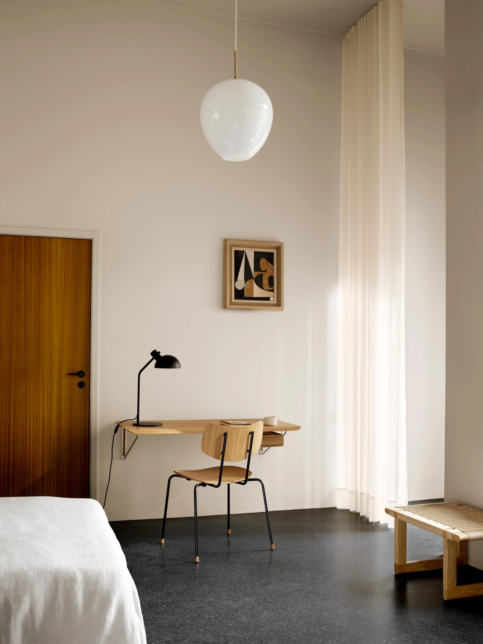 AB019_AB020D_AB020S_oak_oil_VLA26T_oak_lacquer_steel_black_BM0489S_papercord_oak_oil_MO310_black_MT221_36