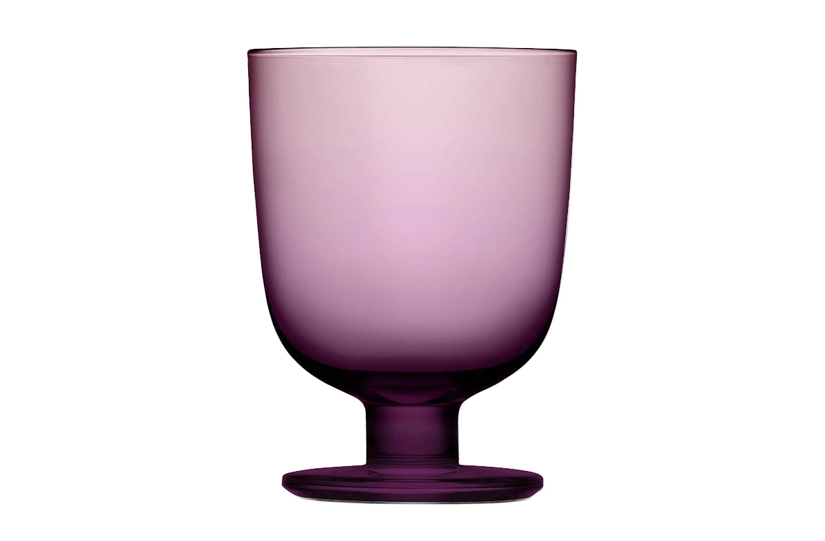 Close-up of Lempi glass goblet design showcasing elegant lightness and generous 34cl volume by Matti Klenell