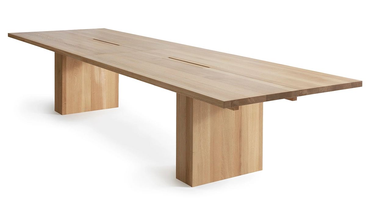 Craftsmanship in Nikari's LINEA KVP11 meeting table showcases the natural beauty of oak timber
