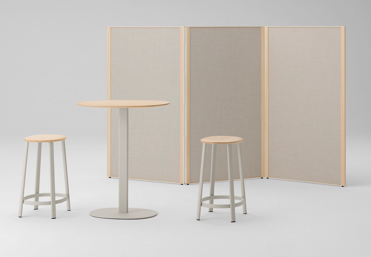 Maku screen positioned against neutral backdrop showcasing its architectural form and material textures.