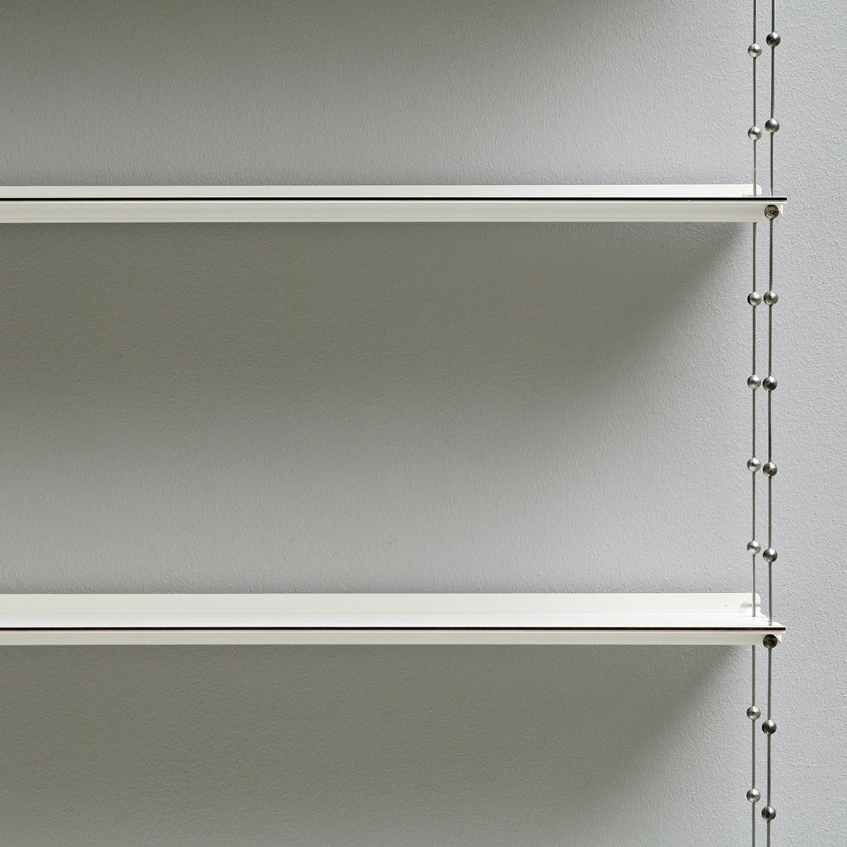 Cell bookshelf detail laminated steel shelf construction Peter Cohen Årets Möbel 2007 high-tech design